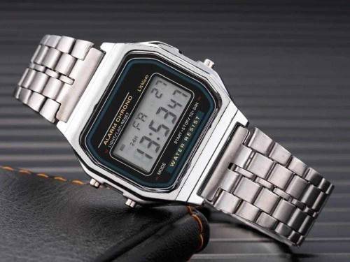 mens digital display watch 