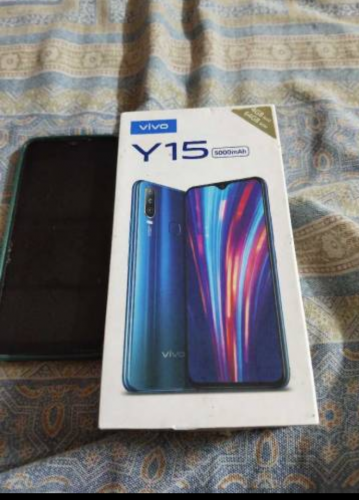Vivo y15