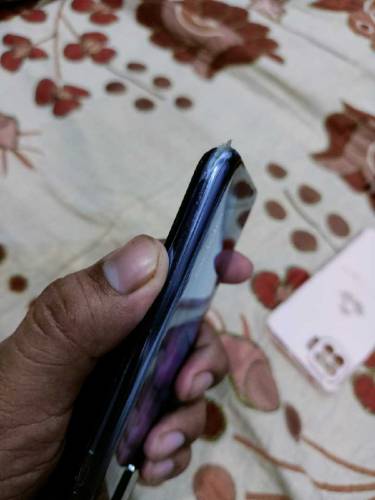 Oppo f19 with box charger 10 by 10 