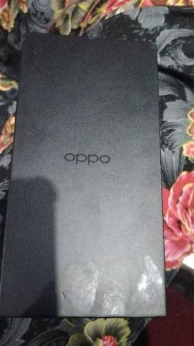 Oppo f19 with box charger 10 by 10 