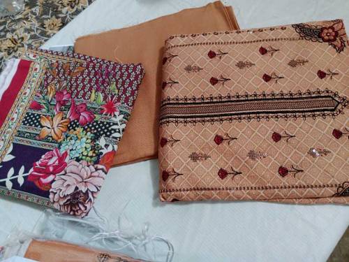 karandi 3 piece embroided suit 