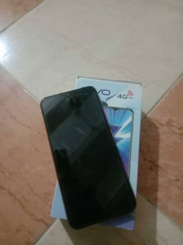 vivo y17 