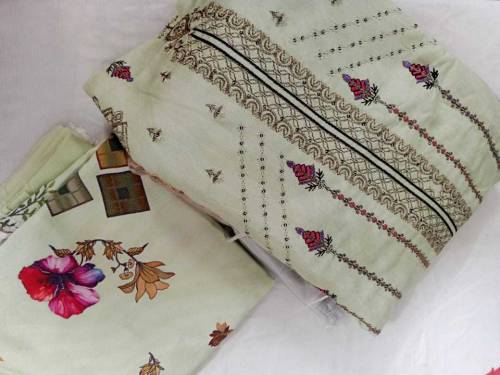 karandi 3 piece embroided suit 