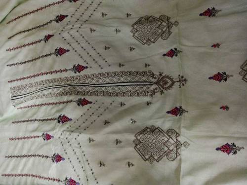 karandi 3 piece embroided suit 