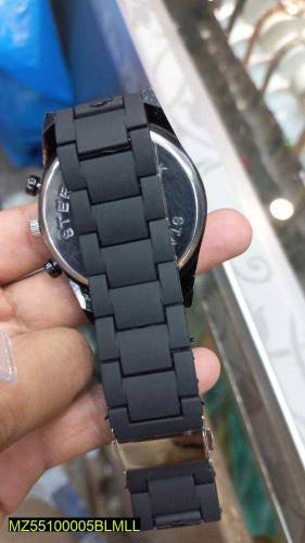 Men's casual analogue watch