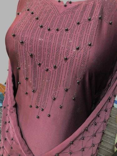 nida embroidered classic abaya