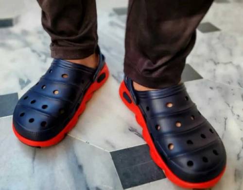 imported mens & women crocs sandals 