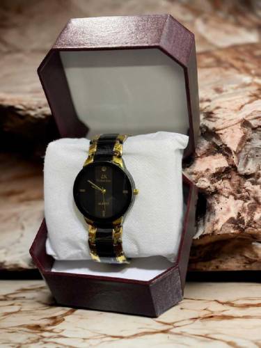 •  Material: Stainless Steel•  Watch Case Shape: Round•  Number Of Pie