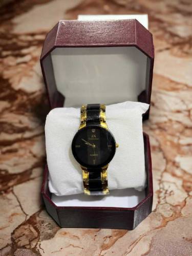 •  Material: Stainless Steel•  Watch Case Shape: Round•  Number Of Pie