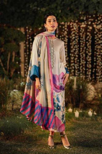 *LULUSAR  ON DEMAND**03PCS UNSTITCHED SUIT**FABRIC**(SHIRT).....SILK**