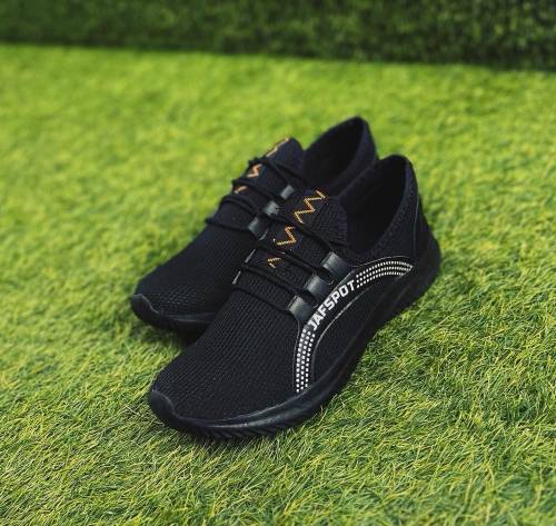 Men’s Casual Breathable Fashion Sneaker Black
