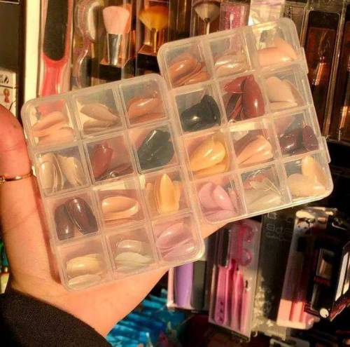 nails press on