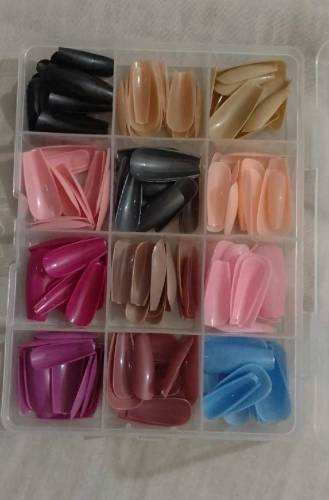 nails press on