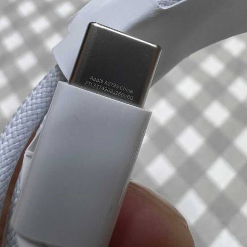 iphone 15 original cable