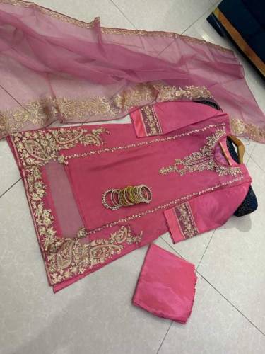 new design beautifull dresses 