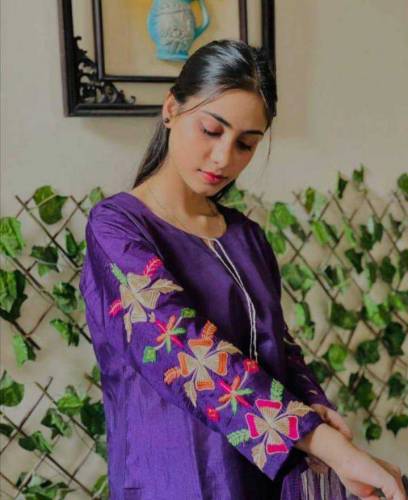 3 pic Women's stitched katan Silk Embroidered suit