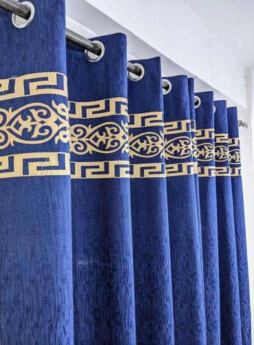 •  Fabric: Self Jacquard•  Pattern: Motif•  Product Feature: Easy Wash