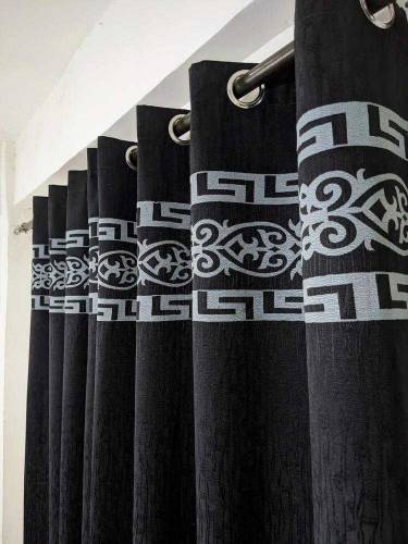 •  Fabric: Self Jacquard•  Pattern: Motif•  Product Feature: Easy Wash