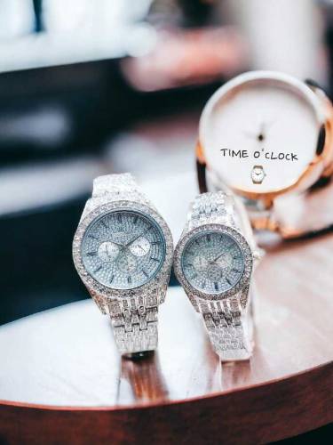 Diamond stone couple watches 