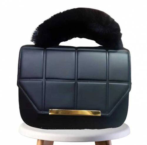 Women's Pu leather  Plain hand bag
