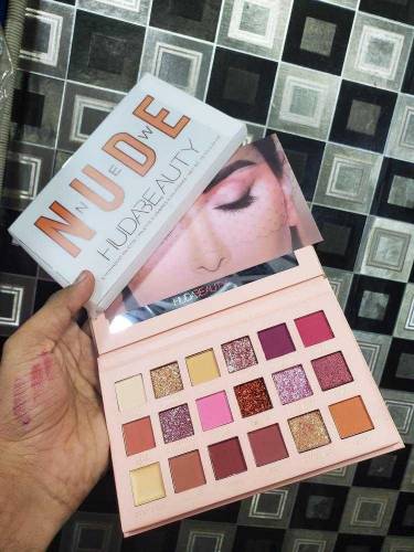 Eyeshadow palette 