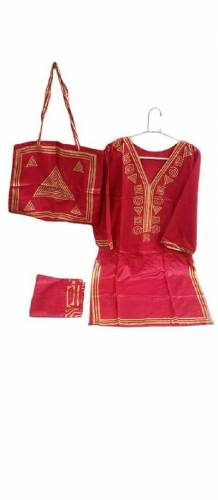 •  Fabric: Linen•  Pattern: Printed•  Neck Type: V-Neck•  Shirt Patter