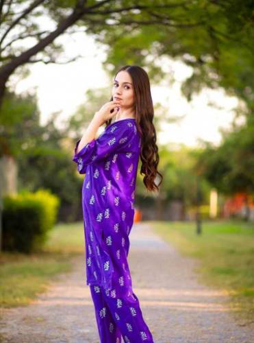 2Pcs Women stitched lawn chunri printed suit 