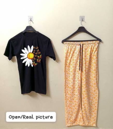 2 PCs woman satch 