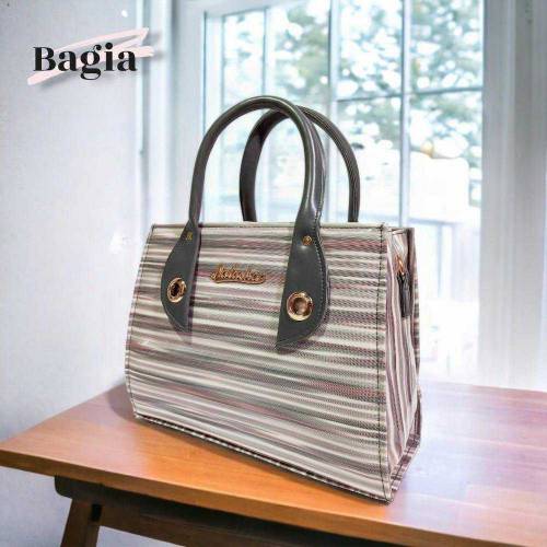 •  Material: Patent Leather•  Product Type: Hand Bag•  Pattern Design