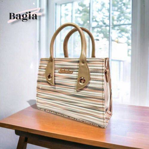 •  Material: Patent Leather•  Product Type: Hand Bag•  Pattern Design