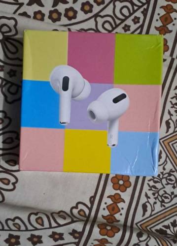 airpods pro 2nd generation white colour