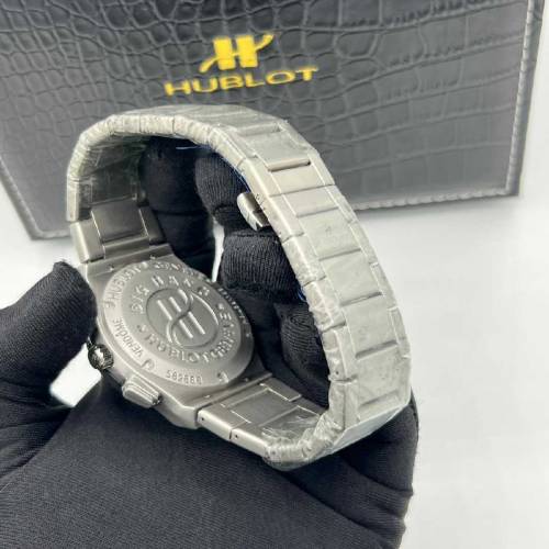 Hublot Watch in Chain
