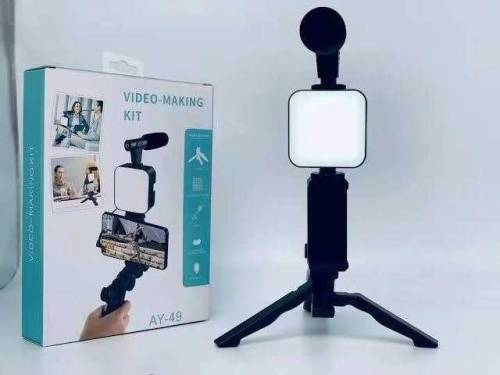 Vlogging kit.. with led light or mike 