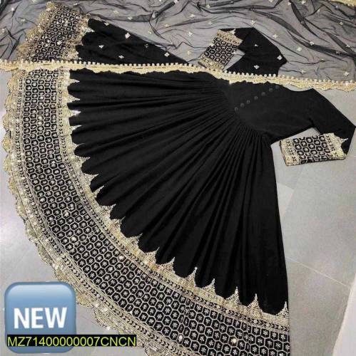 a beautiful black maxi black color available 