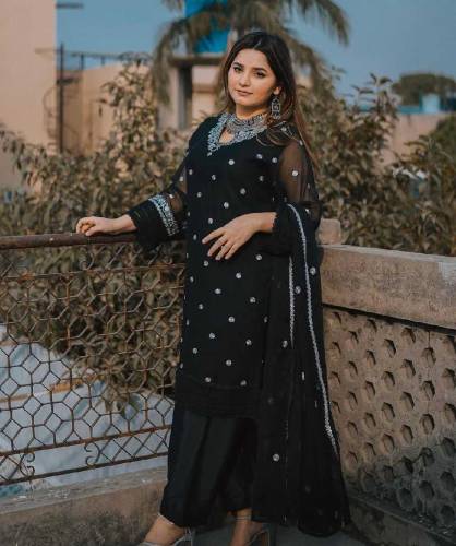3 Pcs Women's Stitched Chiffon Embroidered Suit 
