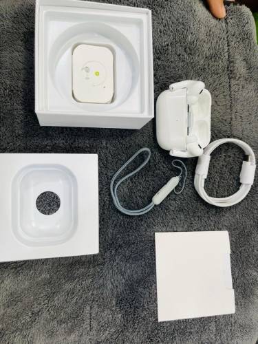 AirPods Pro 2 with buzzer 