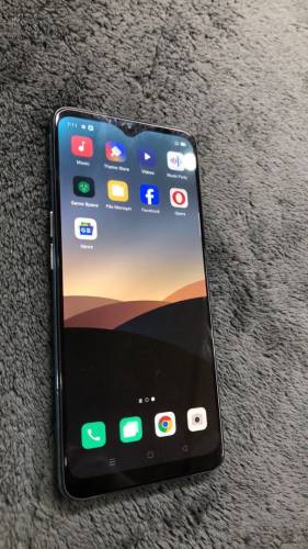 Oppo f15 10/10 condition 8gb ram 256 gb rom all ok 
