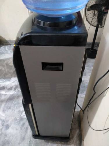 Orient Dispenser
