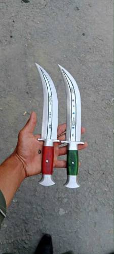 ہمارے ہاں ہر قسم شہد کوشتہ دیسی گھی اور دیسی تیل دستتیاب یہے