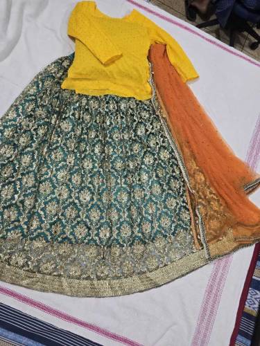 Mehndi dresses 