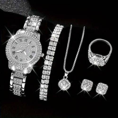women's Diamond Artificial Set Romen Watch Silver And Gold 