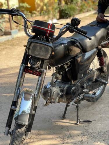 bike may ksi kisam ka kam nhi haa 