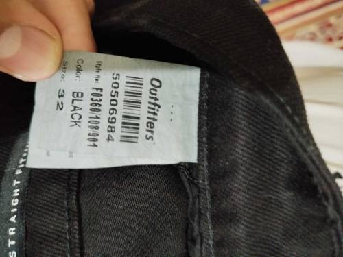 outfitters straight fit geans no tag