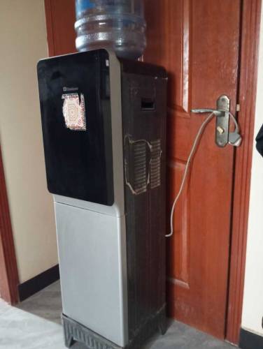 water dispenser 