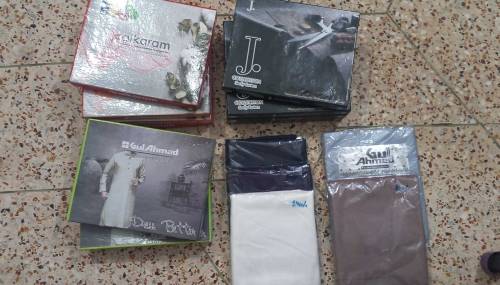 Unstitched Men Suit 4 Mtr Available With Box Pack