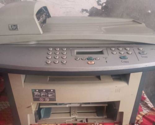 HP laserjet 3052