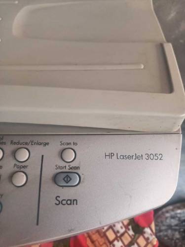 HP laserjet 3052
