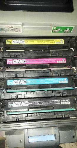 Hp color laserjet CP1515n