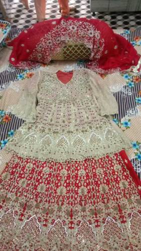 urgent for sale pesy Ki zorta hei contact 03055283046