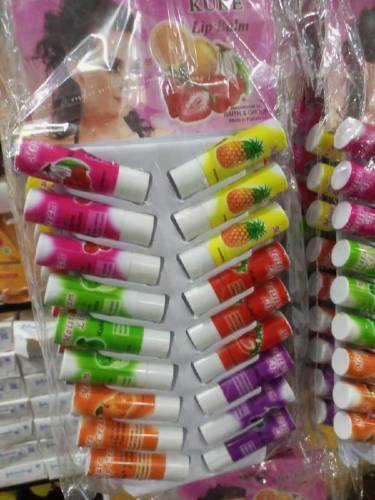 12 PCs moistureizing lip Balm 